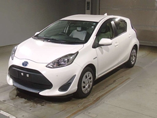 TOYOTA COROLLA AXIO 2013