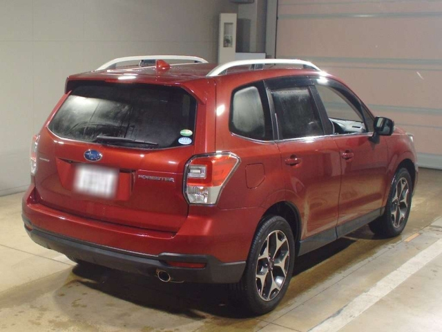 SUBARU FORESTER 2017