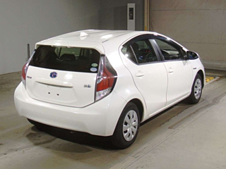 TOYOTA AQUA 2016