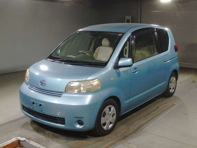 TOYOTA PORTE 2008