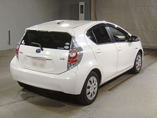 TOYOTA AQUA 2012