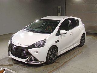 TOYOTA AQUA 2014