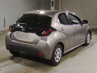 TOYOTA YARIS 2021