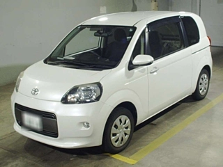 TOYOTA PORTE 2015