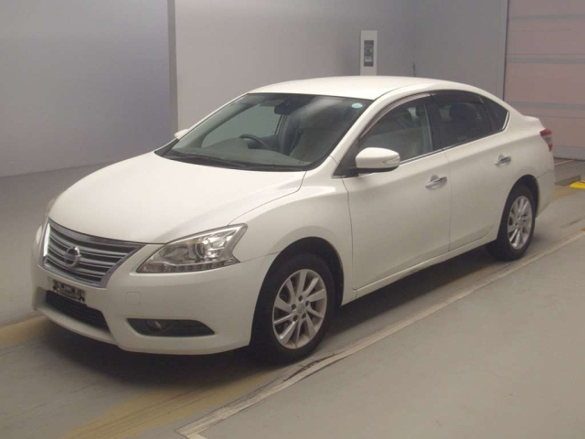 NISSAN SYLPHY 2017