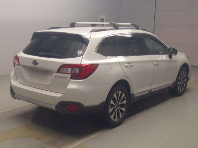 SUBARU LEGACY OUTBACK 2016