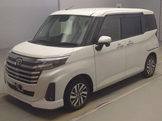 TOYOTA ROOMY 2022