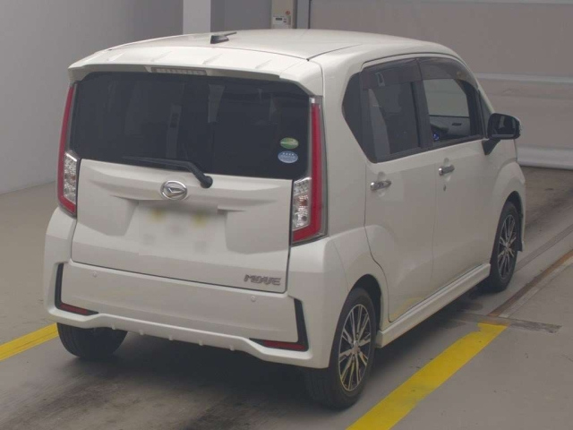 DAIHATSU MOVE 2015