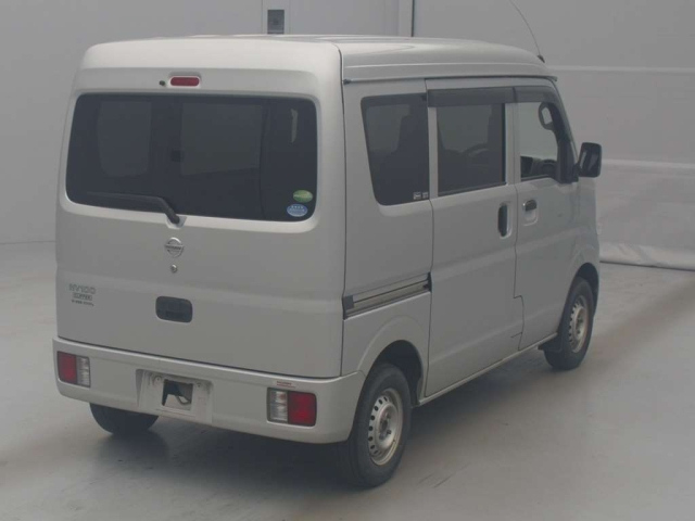 NISSAN CLIPPER VAN 2017