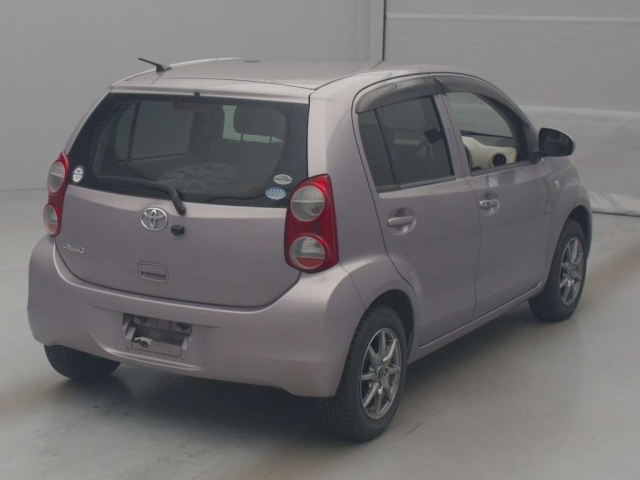 TOYOTA PASSO 2011
