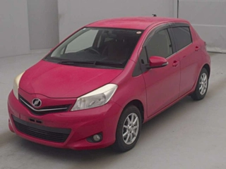 TOYOTA VITZ 2012