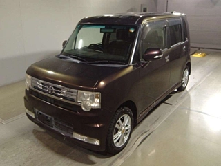 TOYOTA PIXIS SPACE 2013