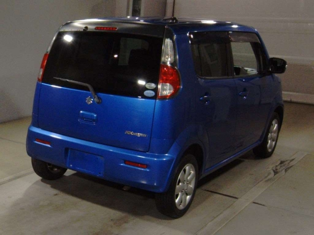 SUZUKI MRWAGON 2011