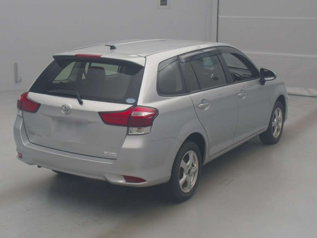 TOYOTA COROLLA FIELDER 2018