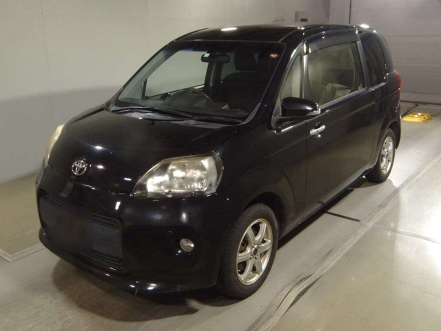 TOYOTA PORTE 2012