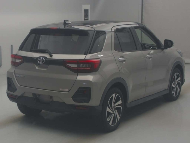 TOYOTA RAIZE 2023