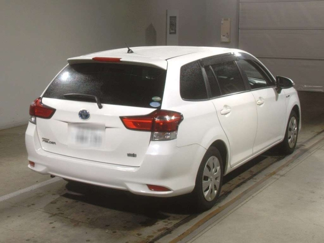 TOYOTA COROLLA FIELDER 2015