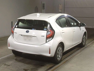 TOYOTA AQUA 2018