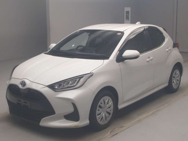 TOYOTA YARIS 2024