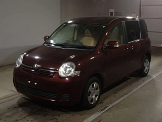 TOYOTA SIENTA 2013