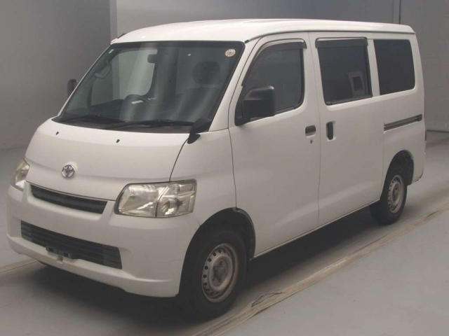 TOYOTA TOWN ACE VAN 2018
