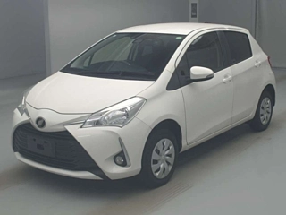 TOYOTA VITZ 2018
