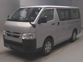 TOYOTA HIACE VAN 2023