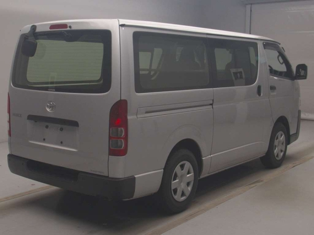 TOYOTA HIACE VAN 2023