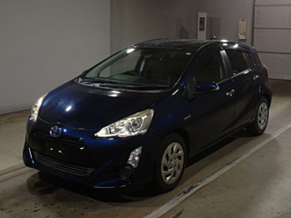TOYOTA AQUA 2016