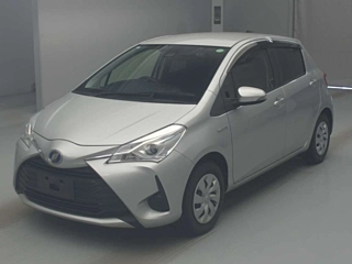 TOYOTA VITZ 2018
