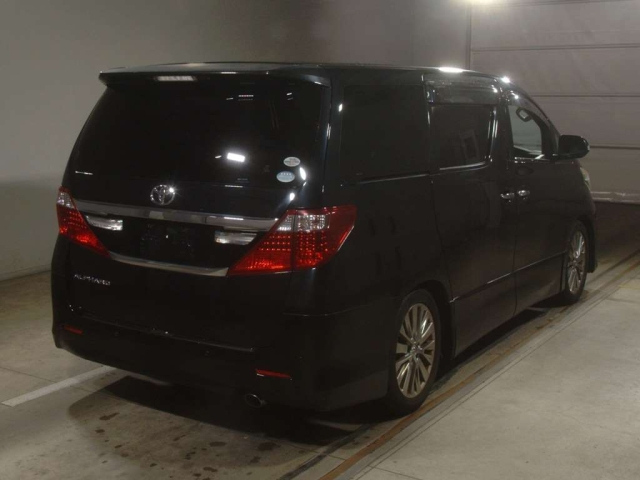 TOYOTA ALPHARD 2012