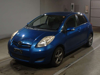 TOYOTA VITZ 2010