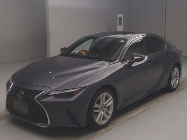 LEXUS IS 2020
