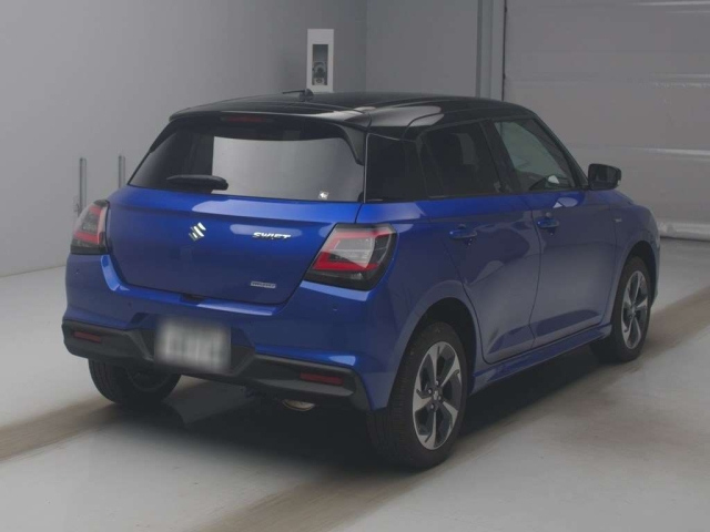 SUZUKI SWIFT 2023