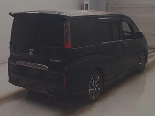 HONDA STEP WAGON 2017