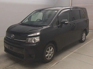TOYOTA VOXY 2012