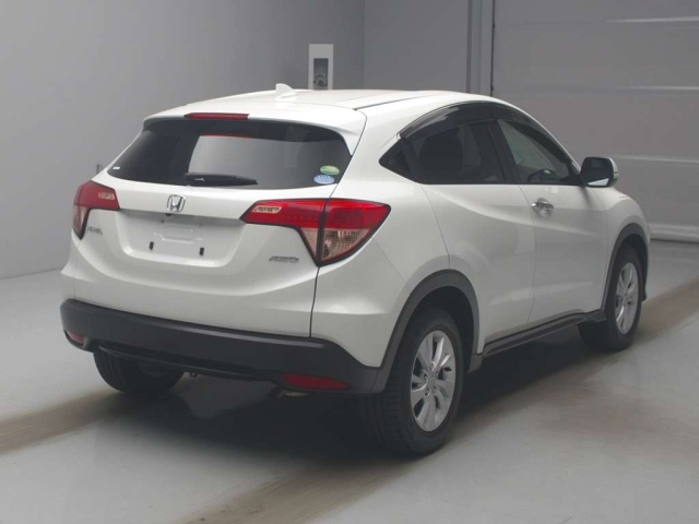 HONDA VEZEL 2015
