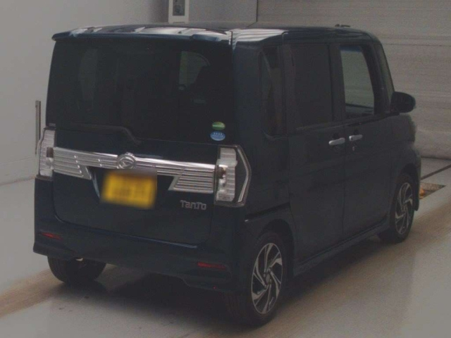 DAIHATSU TANTO 2019