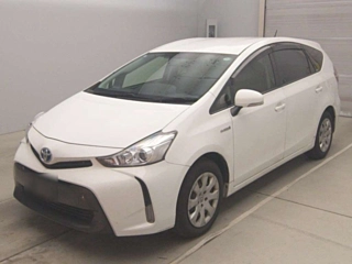 TOYOTA PRIUS ALPHA 2016