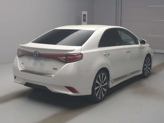 TOYOTA SAI 2015