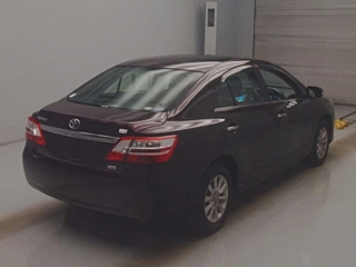 TOYOTA PREMIO 2010