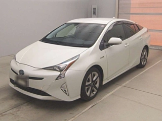 TOYOTA PRIUS 2016