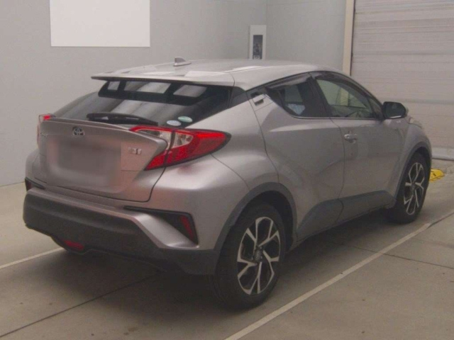 TOYOTA C-HR 2017