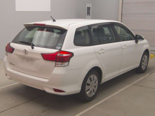 TOYOTA COROLLA FIELDER 2015