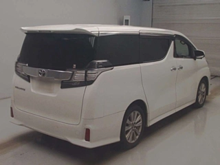 TOYOTA VELLFIRE 2015