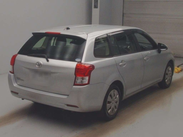TOYOTA COROLLA FIELDER 2012