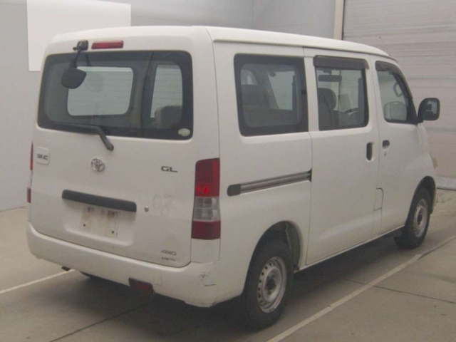 TOYOTA TOWN ACE VAN 2011