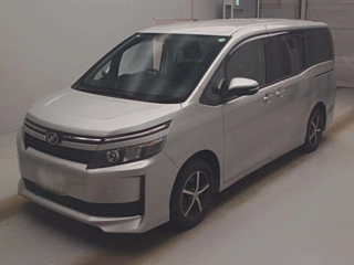 TOYOTA VOXY 2015
