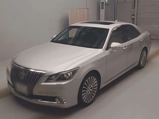 TOYOTA CROWN 2017
