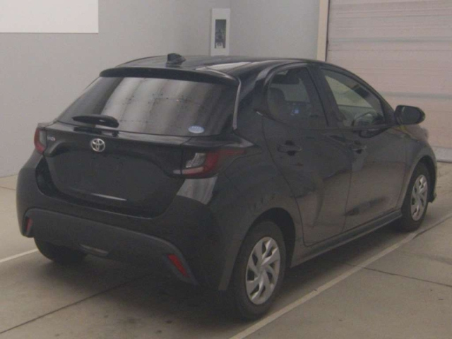 TOYOTA YARIS 2021